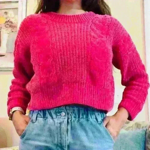 Crop sweater🌸 - Picture 1 of 4